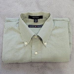 Tommy Hilfiger White Button Down Shirt in Size 15 1/2 34 M Gently Worn